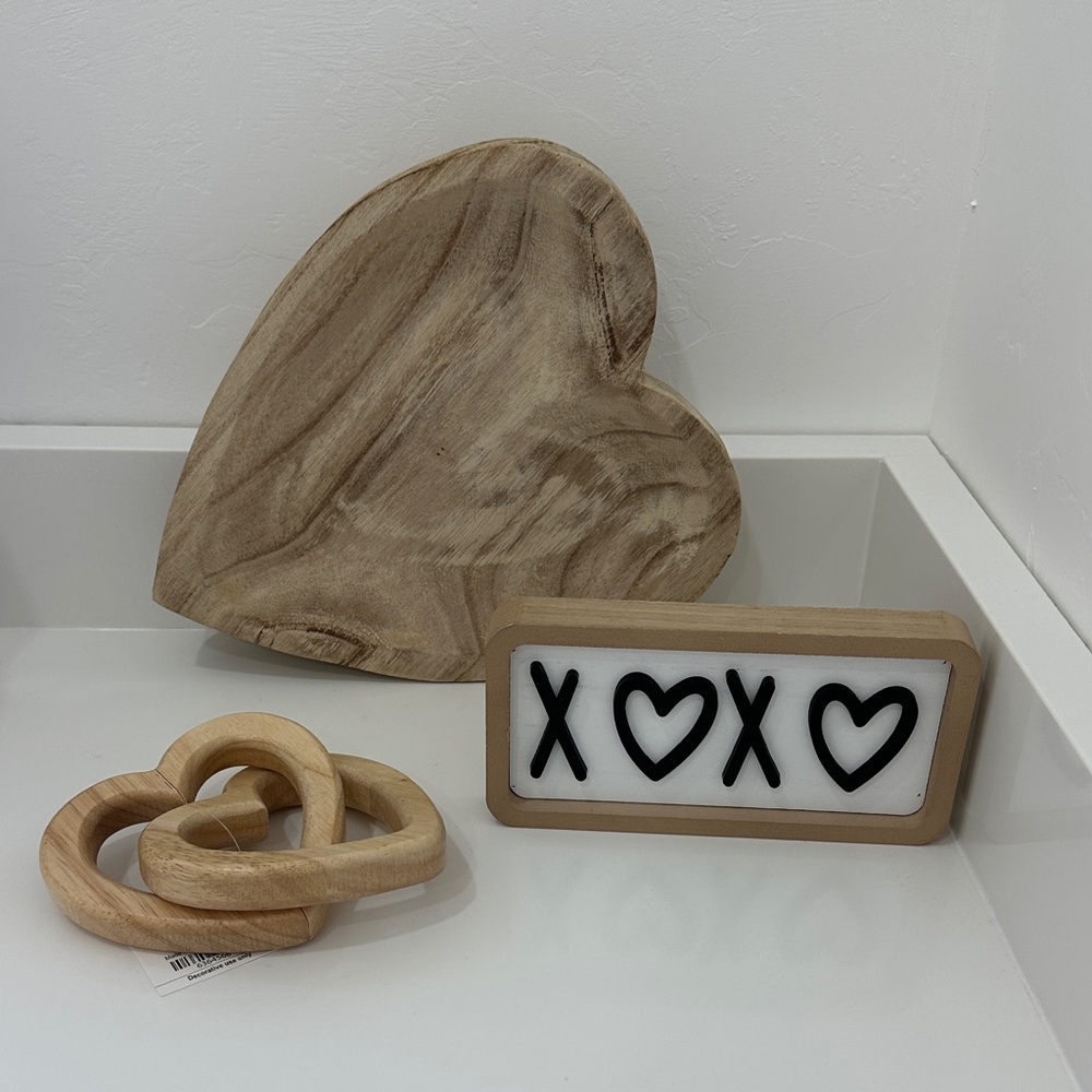 🌸NEW 3 Pieces Wooden Heart Decor Set from Hobby  Lobby.